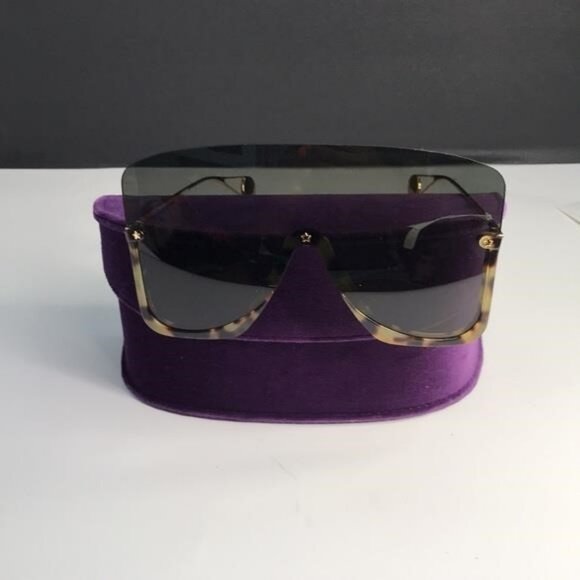 Authentic Gucci GG0540S 002 Havana Grey Shield Sunglasses – New 🔥 - Picture 10 of 11